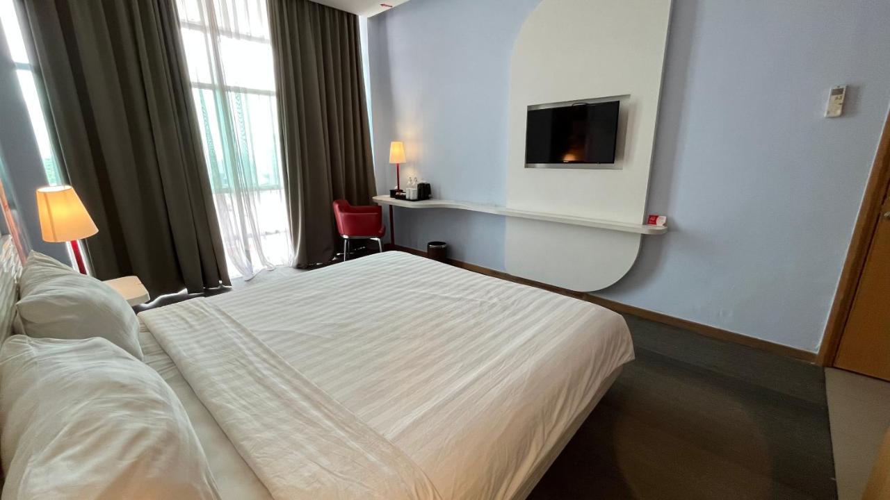 Luminor Hotel Metro Indah - Bandung By Wh Cicadas Exterior photo
