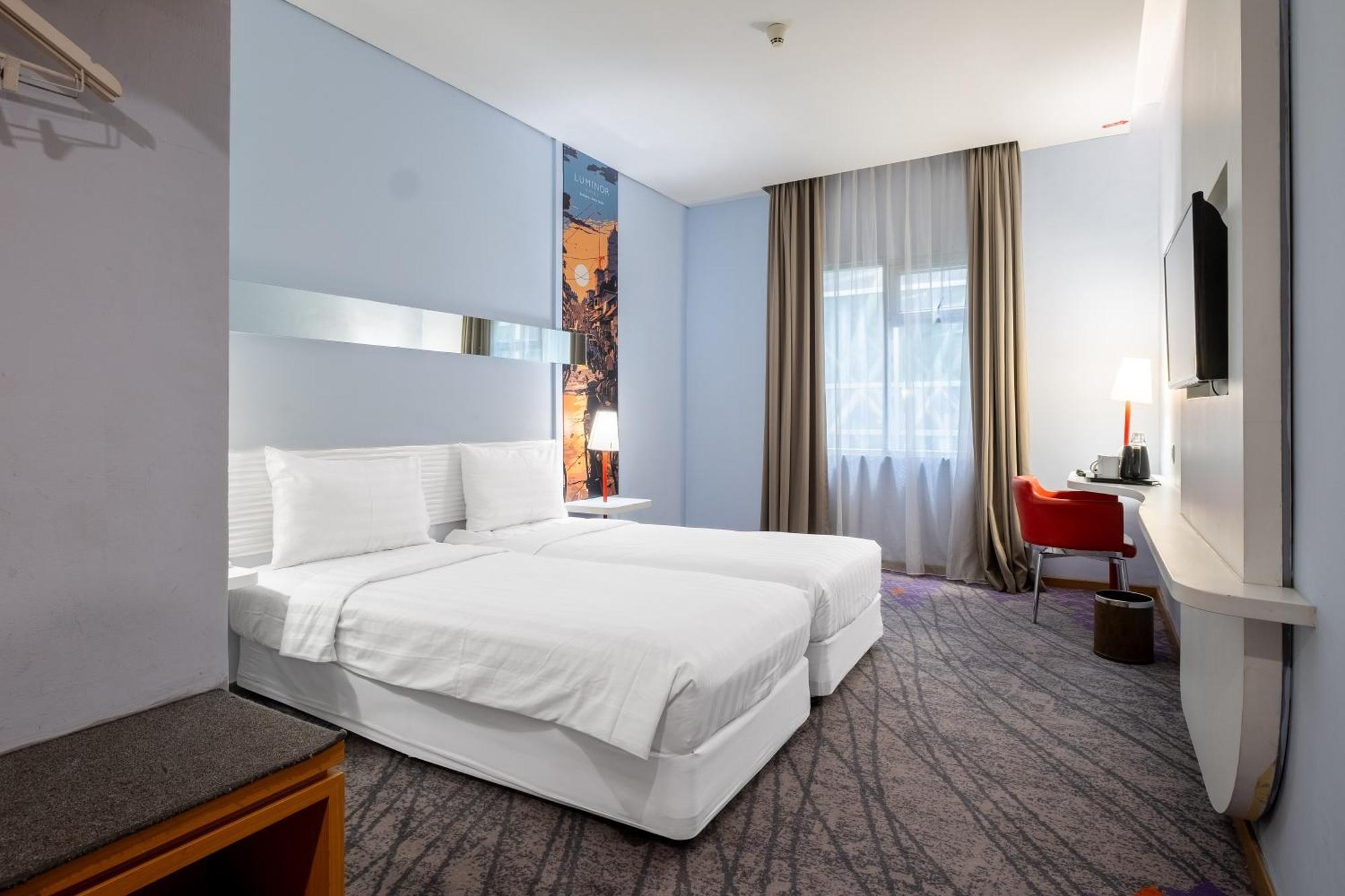 Luminor Hotel Metro Indah - Bandung By Wh Cicadas Exterior photo